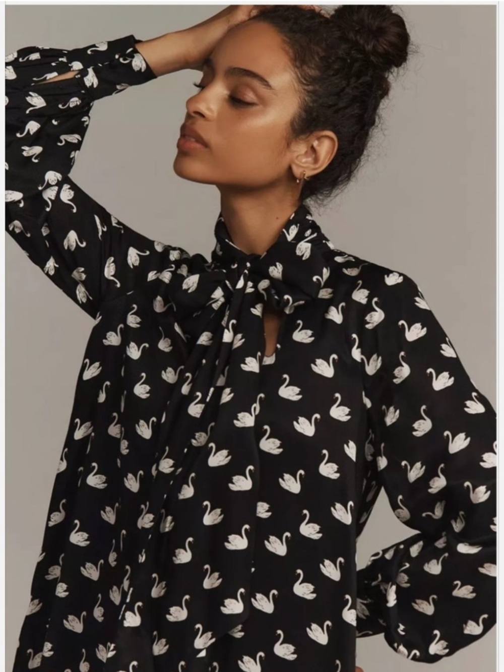 Stunning! Maeve Black Maxi Dress with White Swan Print NWT.